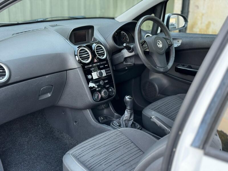 VAUXHALL CORSA