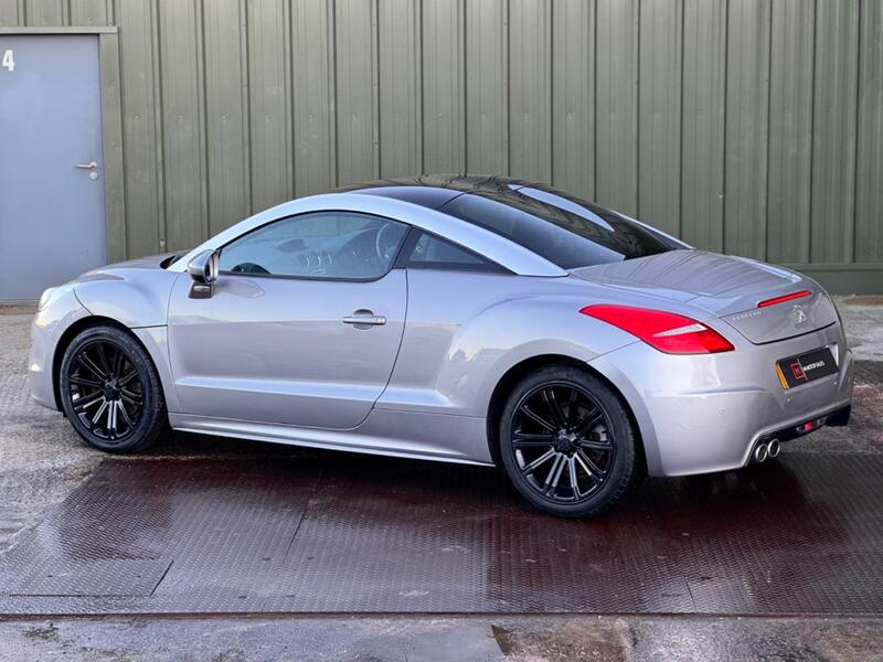 PEUGEOT RCZ