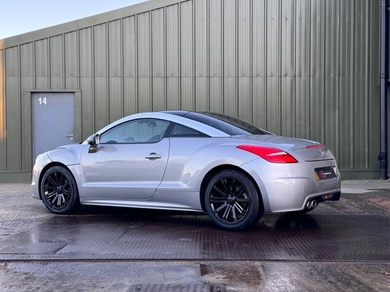 PEUGEOT RCZ