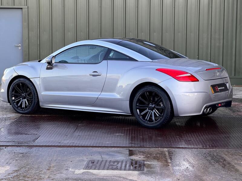 PEUGEOT RCZ