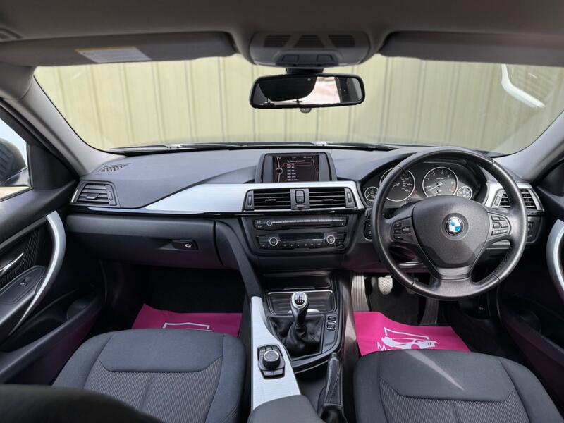 View BMW 3 SERIES 2.0 320d SE Saloon