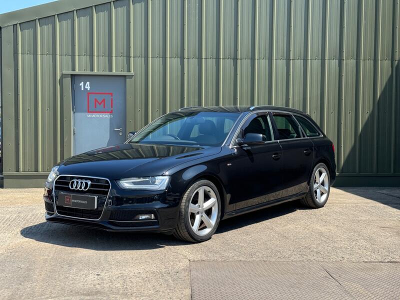 AUDI A4 AVANT