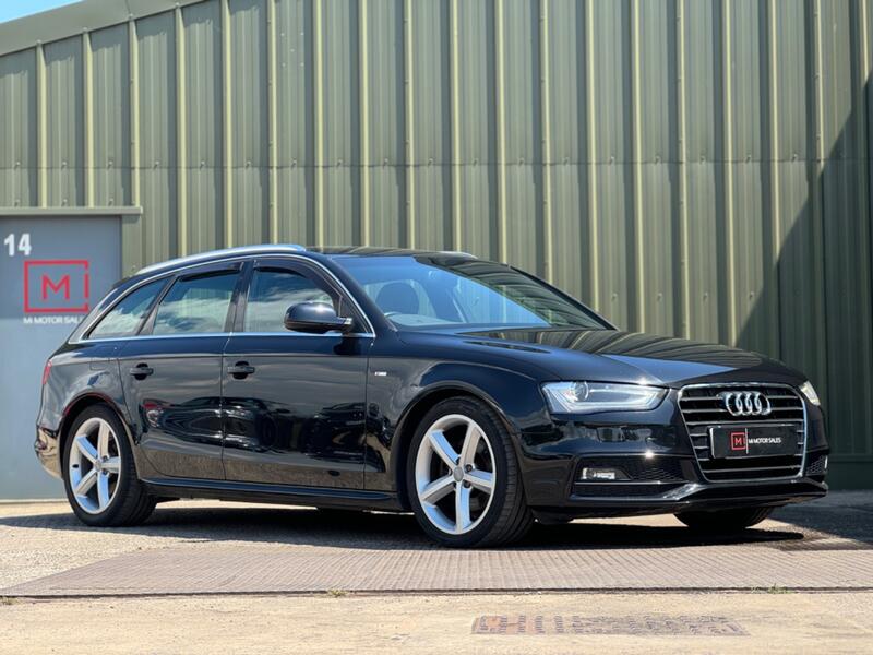 AUDI A4 AVANT