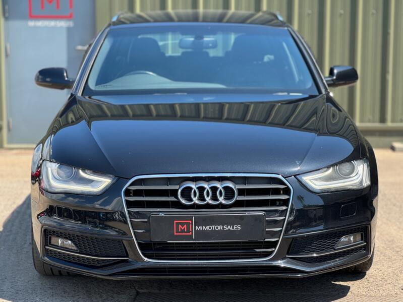 AUDI A4 AVANT
