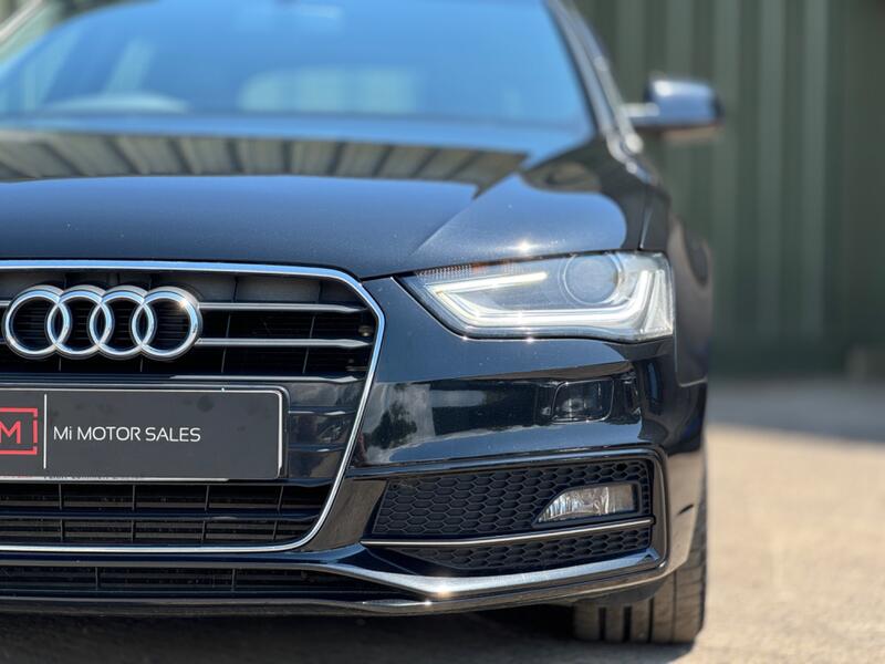 AUDI A4 AVANT