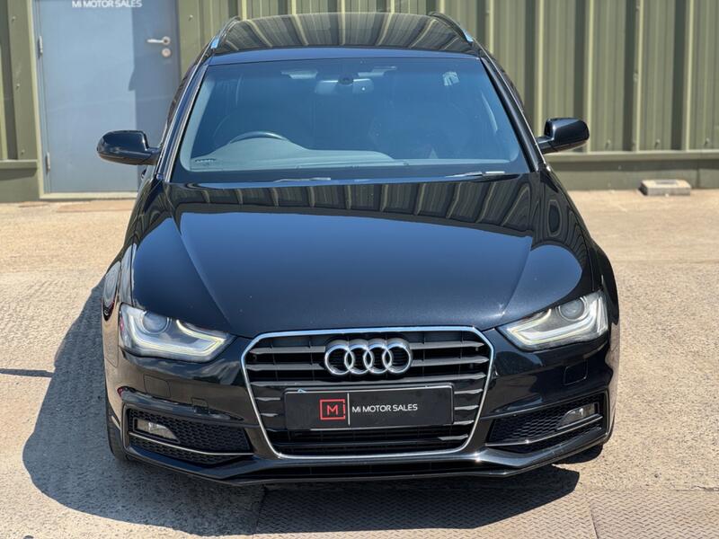 AUDI A4 AVANT