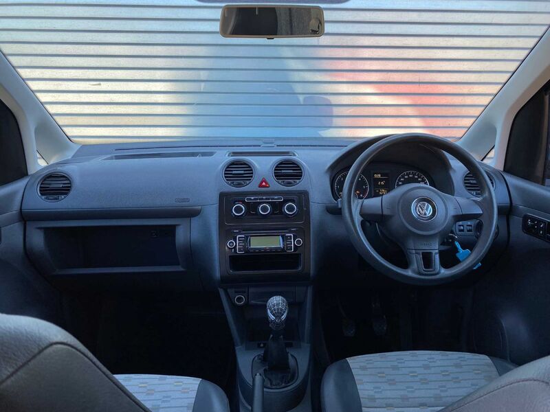 VOLKSWAGEN CADDY